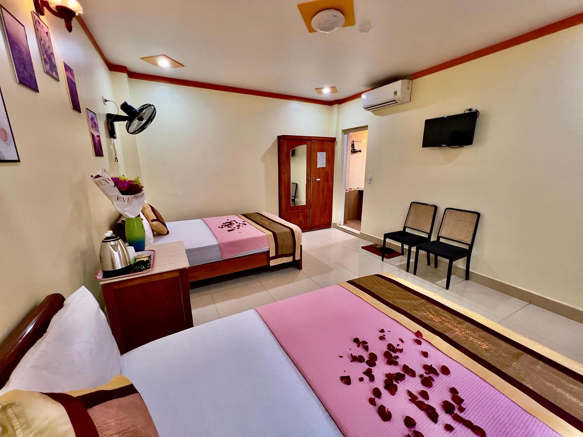 Manh Vuong Hotel Catba Dong Khe Sau 外观 照片