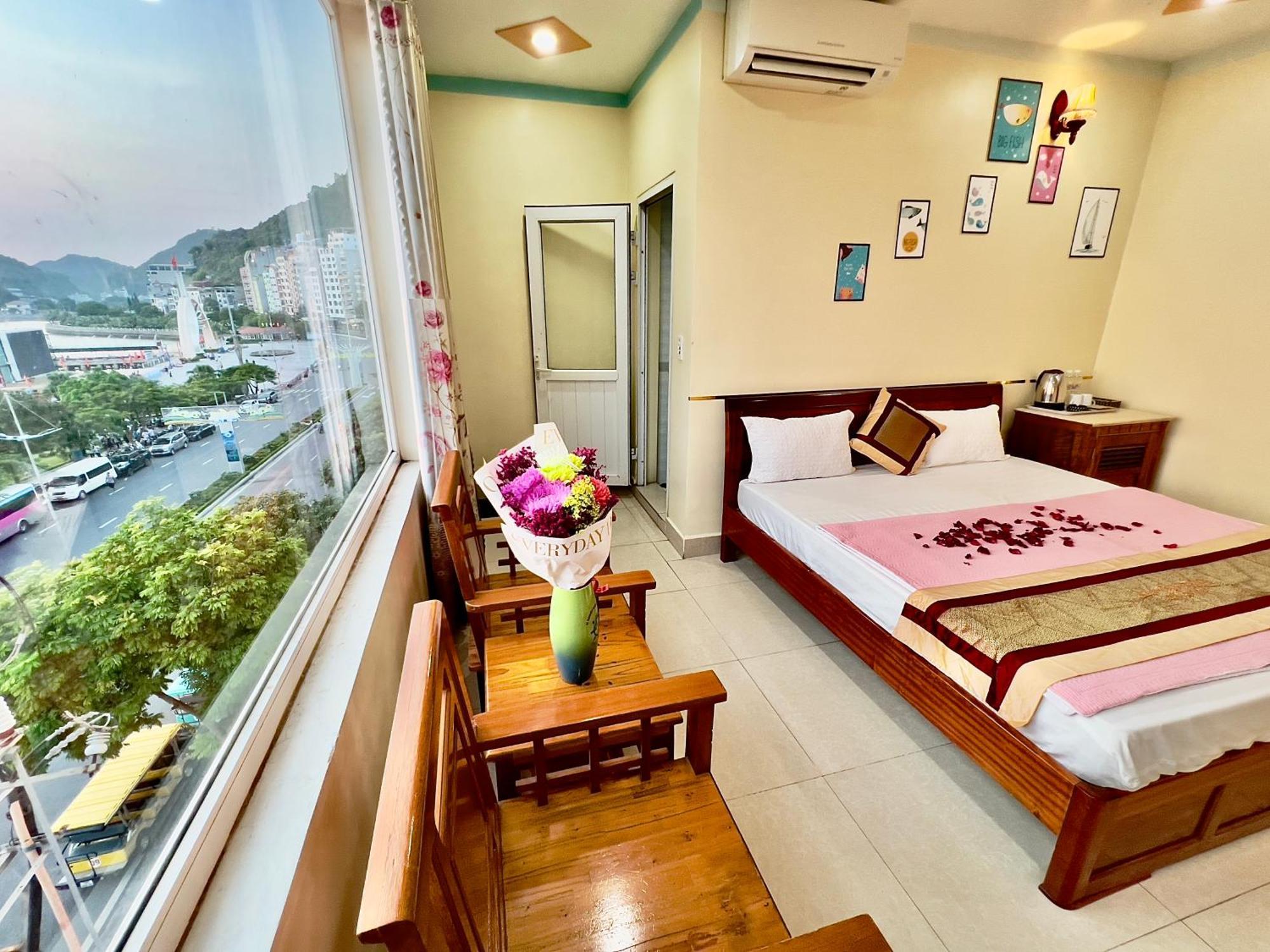 Manh Vuong Hotel Catba Dong Khe Sau 外观 照片
