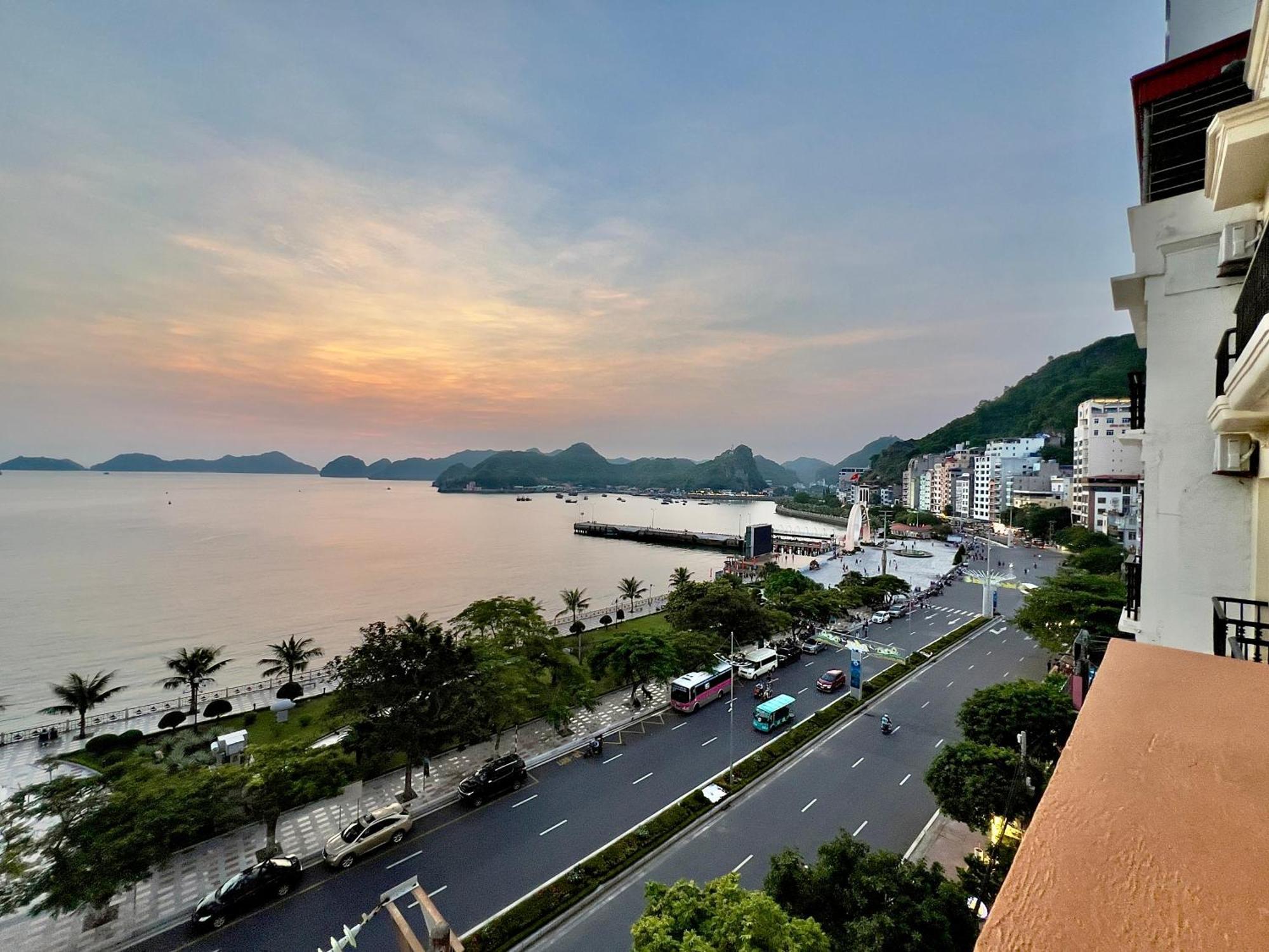 Manh Vuong Hotel Catba Dong Khe Sau 外观 照片